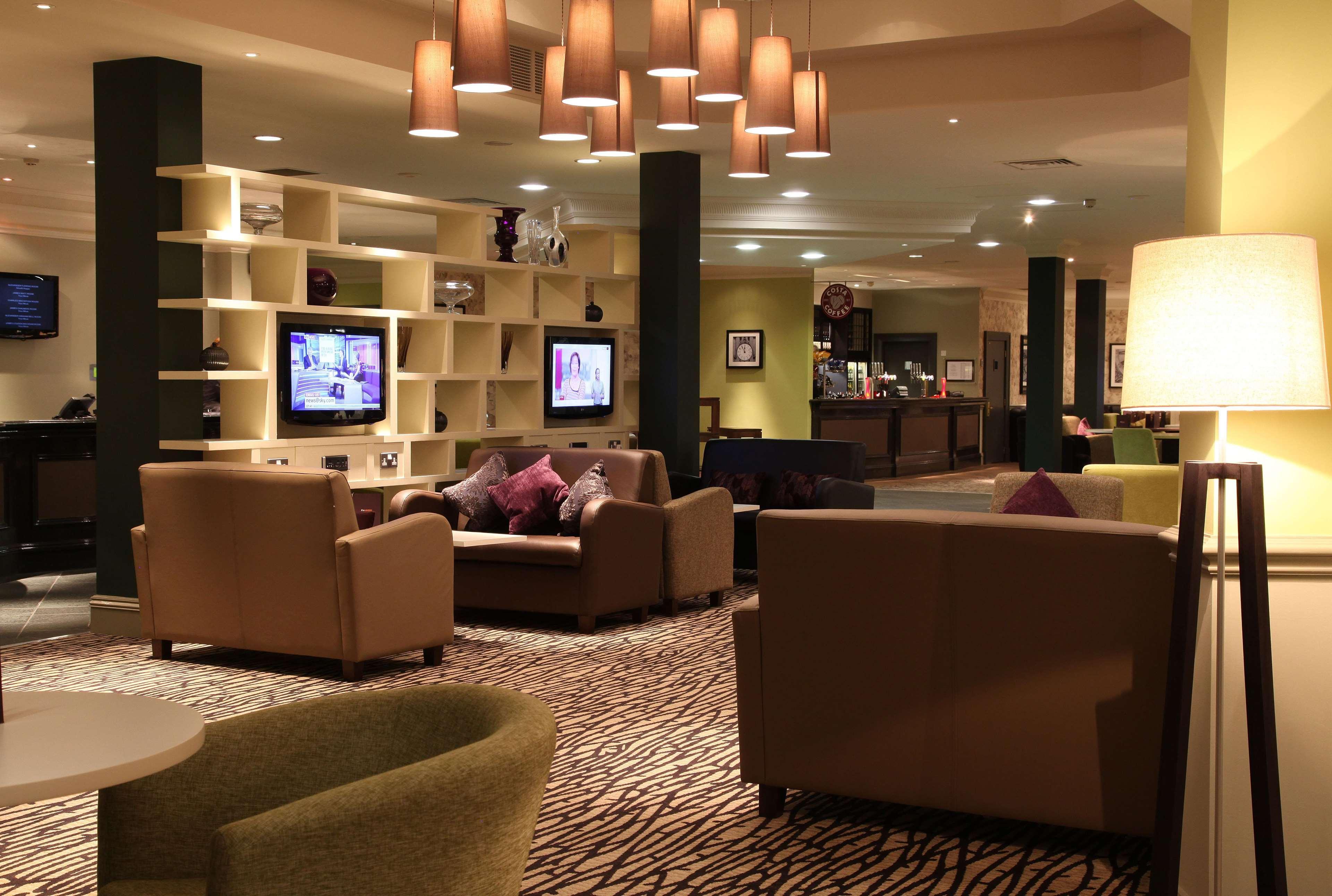 Doubletree By Hilton Glasgow Strathclyde Bellshill Buitenkant foto