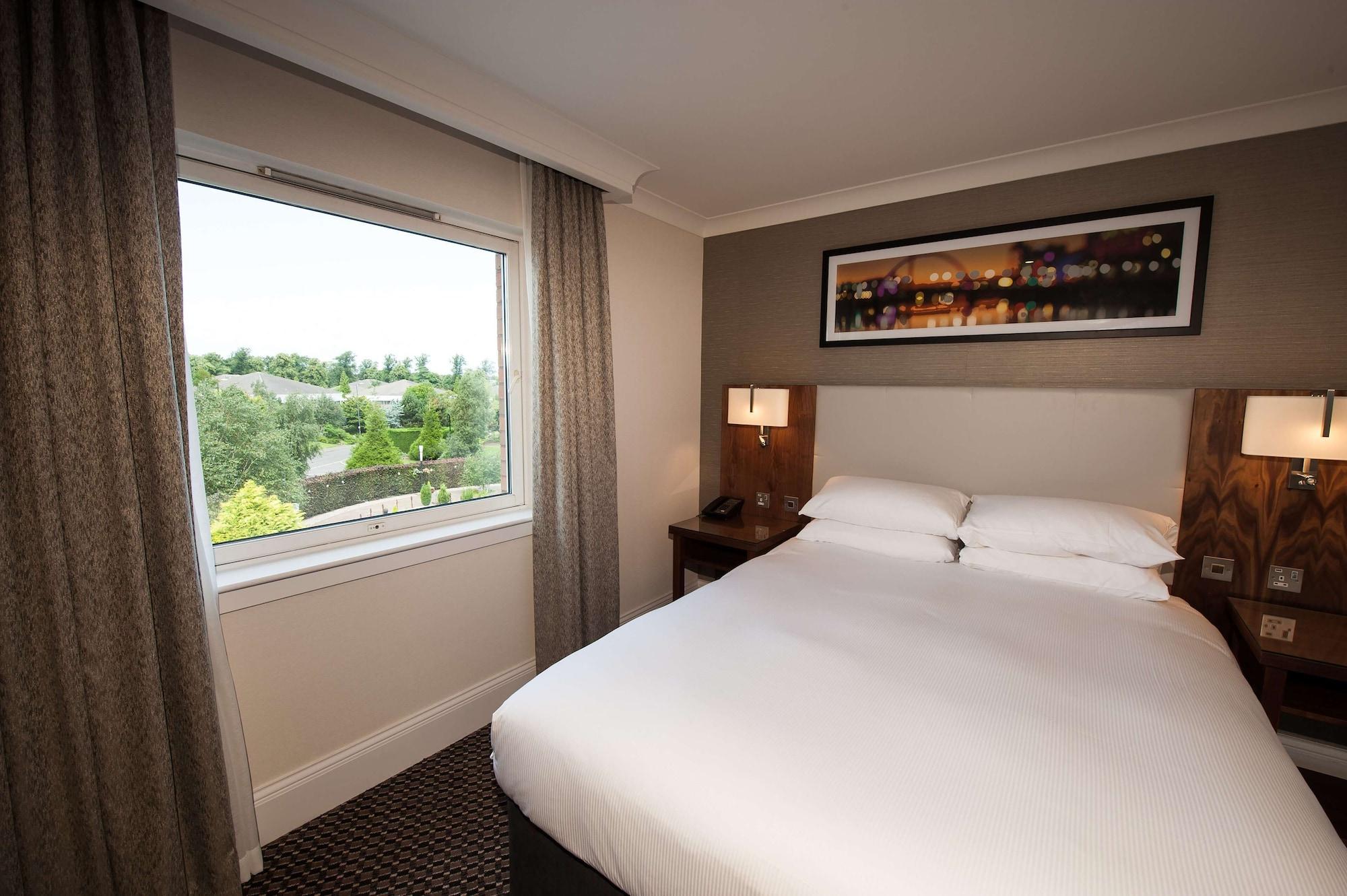 Doubletree By Hilton Glasgow Strathclyde Bellshill Buitenkant foto