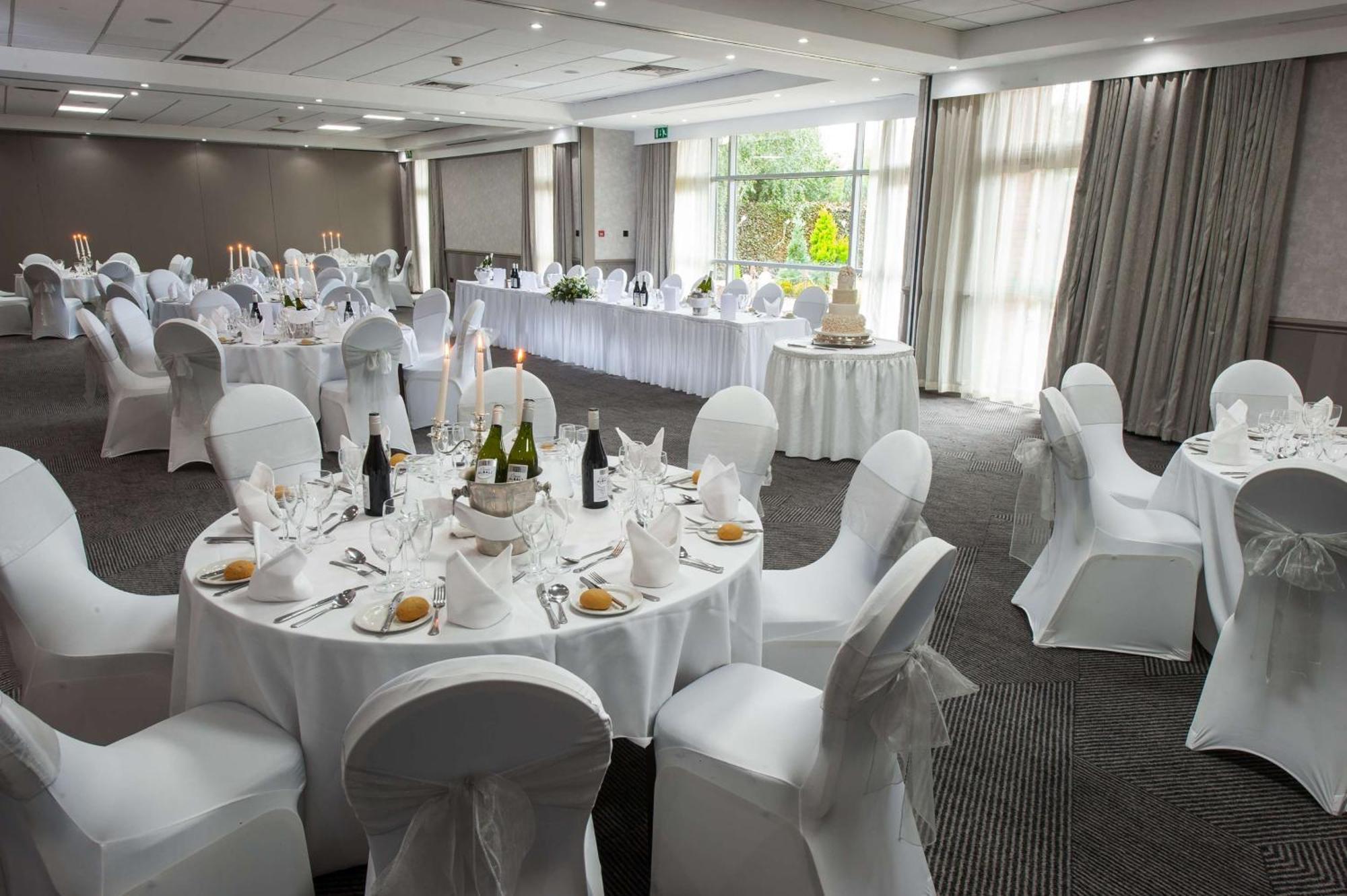 Doubletree By Hilton Glasgow Strathclyde Bellshill Buitenkant foto