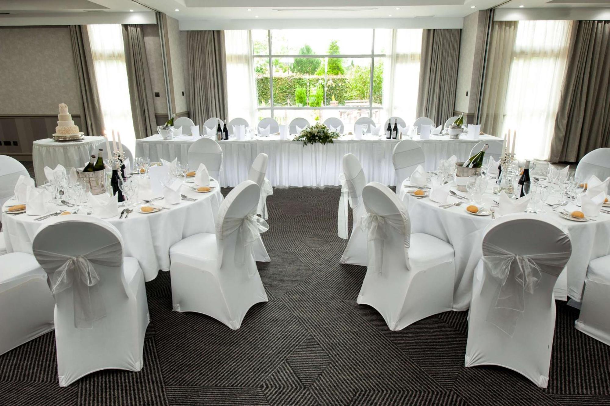Doubletree By Hilton Glasgow Strathclyde Bellshill Buitenkant foto