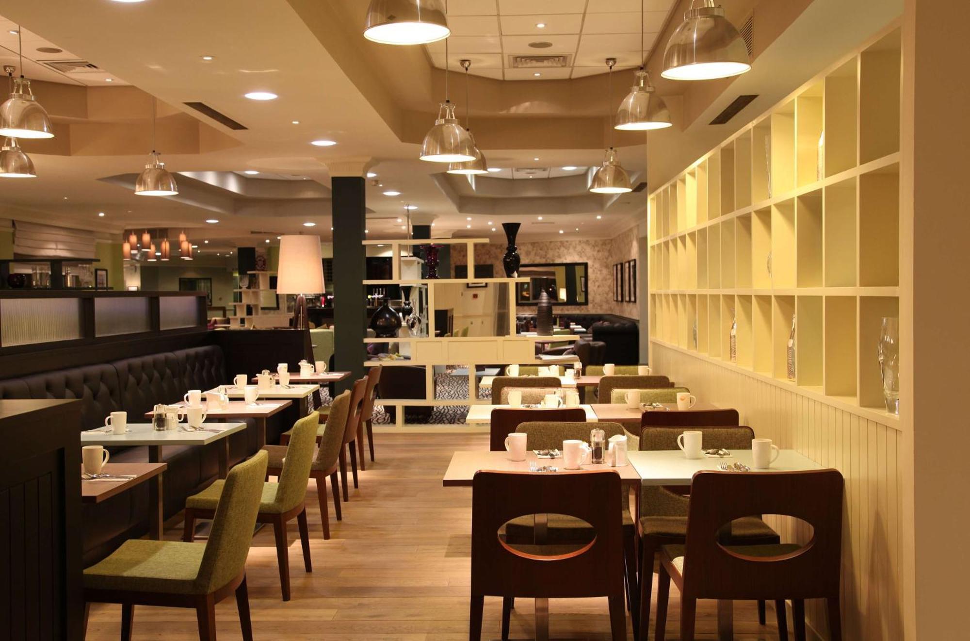 Doubletree By Hilton Glasgow Strathclyde Bellshill Buitenkant foto