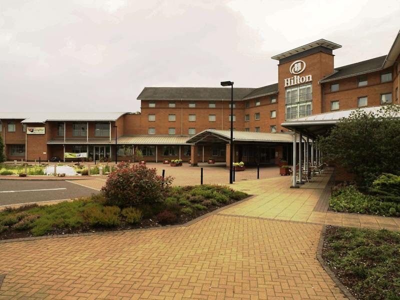 Doubletree By Hilton Glasgow Strathclyde Bellshill Buitenkant foto