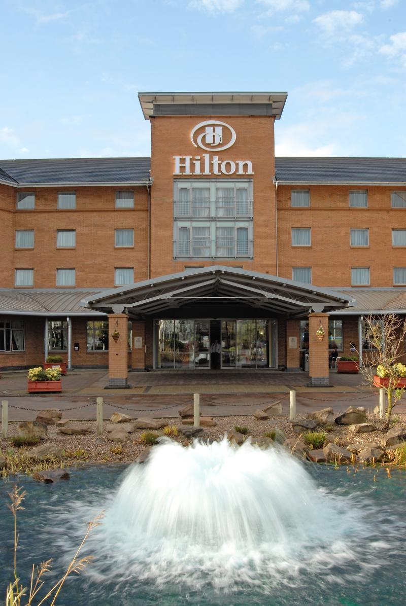 Doubletree By Hilton Glasgow Strathclyde Bellshill Buitenkant foto